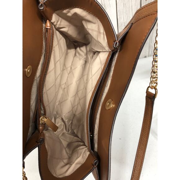 Michael Kors Tan Shoulder Bag - Picture 4 of 9